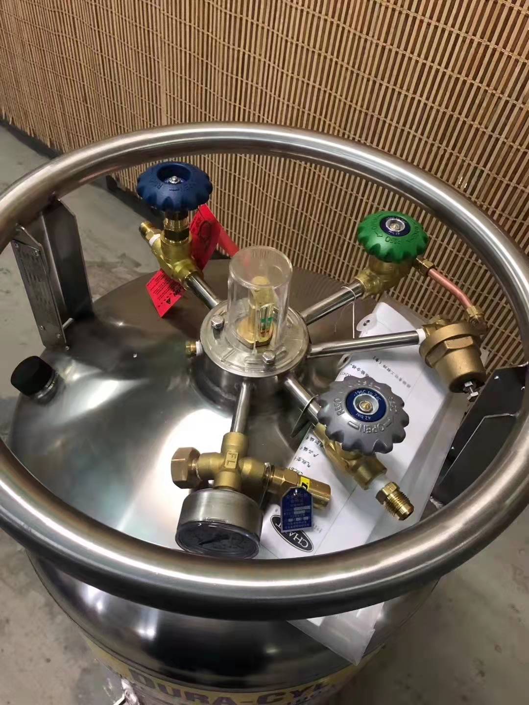 杜瓦瓶